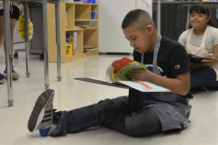 Picture of student using flexible seating
